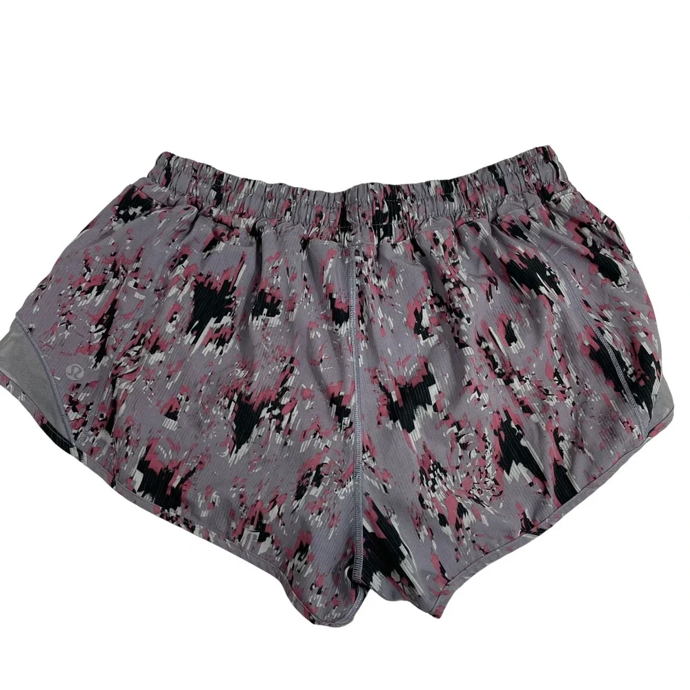 Lululemon Hotty Hot Shorts II Floral Flux Multi‎ / Raceway Grey Size 10